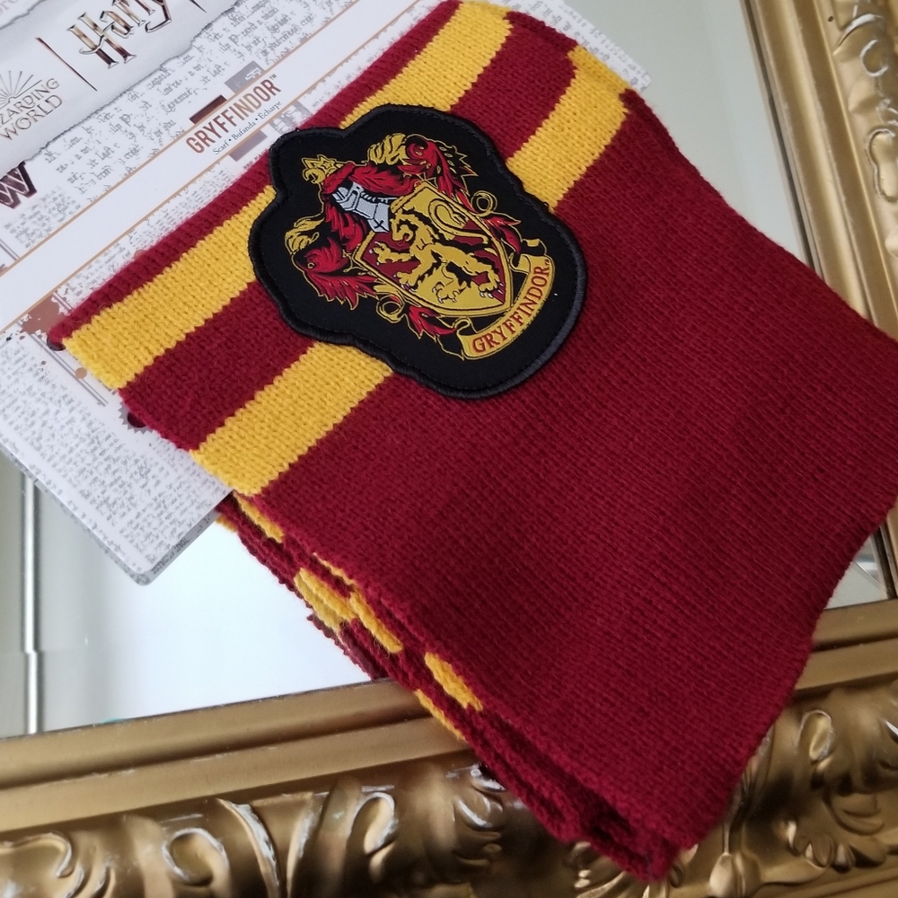 ❗Harry Potter Gryffindor Knit Scarf❗